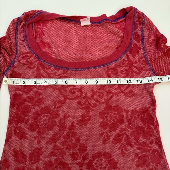 Vintage Free People Women's Red Floral Long Sleeve Top tunic size Medium - Picture 4 of 4